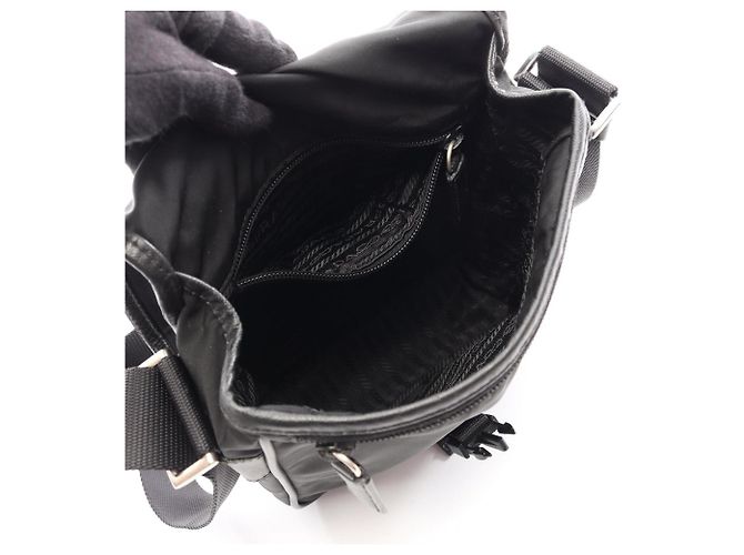 Borsa a mano Prada Nylon Saffiano Triangle - vista 3