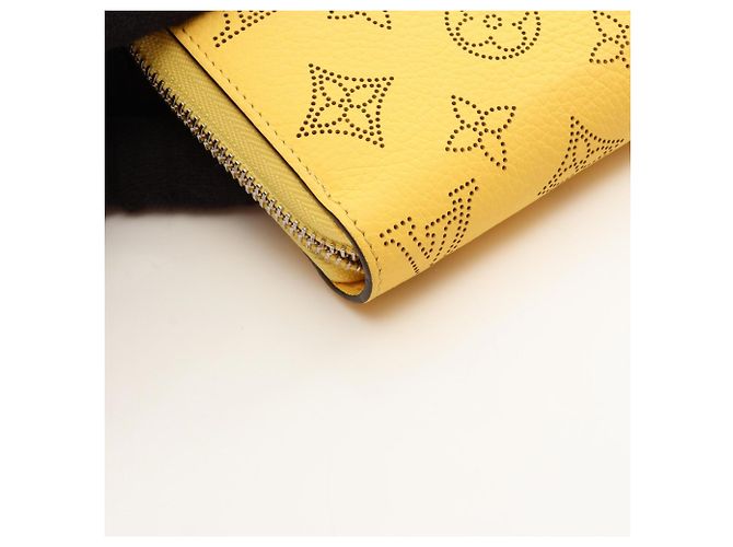 Louis Vuitton Mahina Leder Geldbörse - Ansicht 6