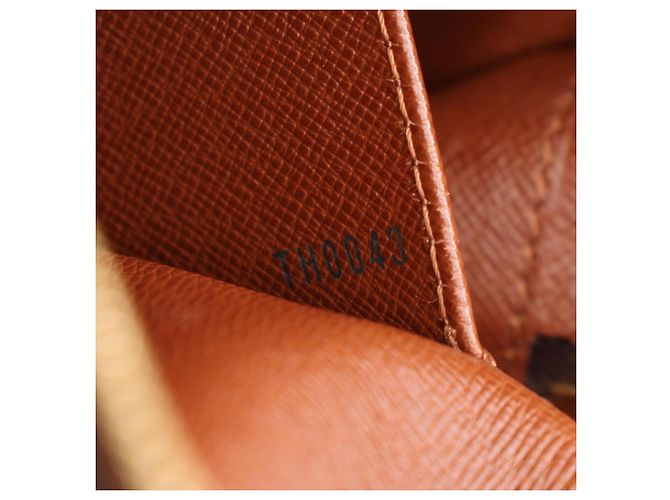 Cité Borsa a tracolla Louis Vuitton Cite MM - vista 5