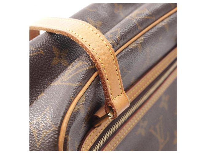Cité Borsa a spalla Louis Vuitton Cite MM - vista 11