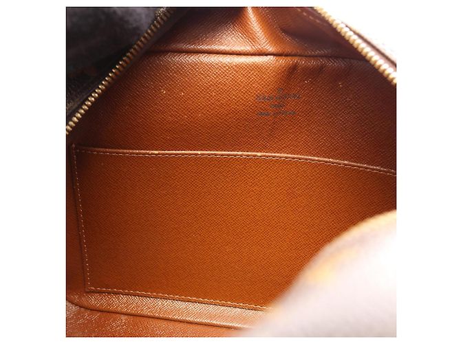 Cité Borsa a tracolla Louis Vuitton Cite MM Monogram - vista 14