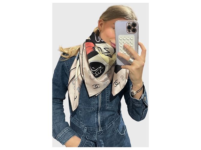 Foulard Chanel rosa e nero - vista 6