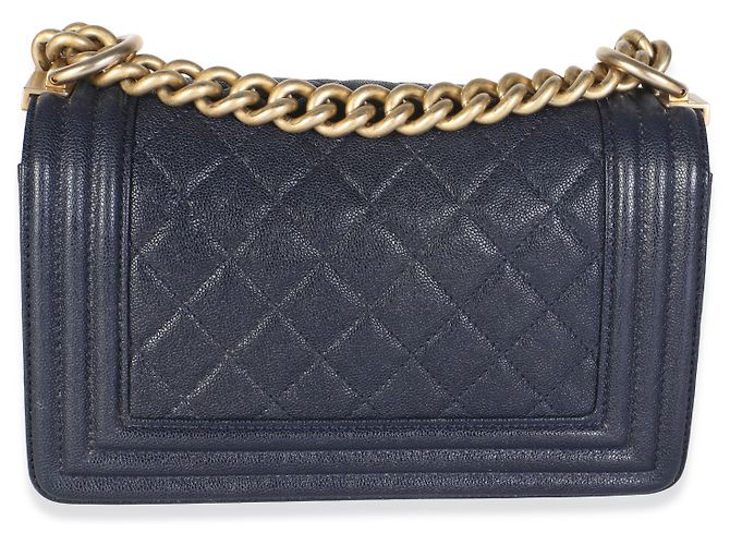 Borsa Chanel Small Boy in pelle caviar matelassé blu navy - vista 2