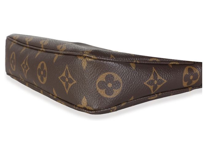 Louis Vuitton Monogram Canvas Chain Pochette Accessories NM - vista 6