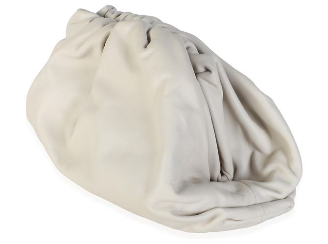 Bottega Veneta Plaster Smooth Butter Calf The Pouch Clutch Oversized - vista 3