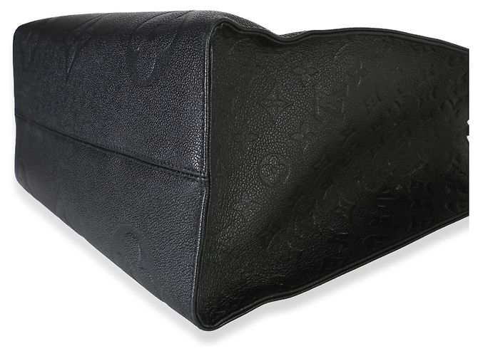 Louis Vuitton Black Giant Monogram Empreinte Onthego GM - vista 5