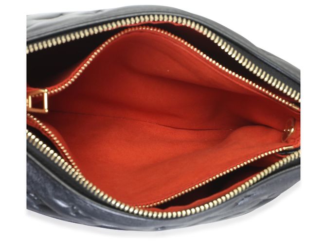 Louis Vuitton Coussin BB in lambskin con Monogram embossed nero - vista 5