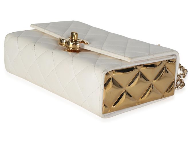 Bolsa de aba Mini Golden Plate em pele de cordeiro acolchoada branca Chanel - vista 6