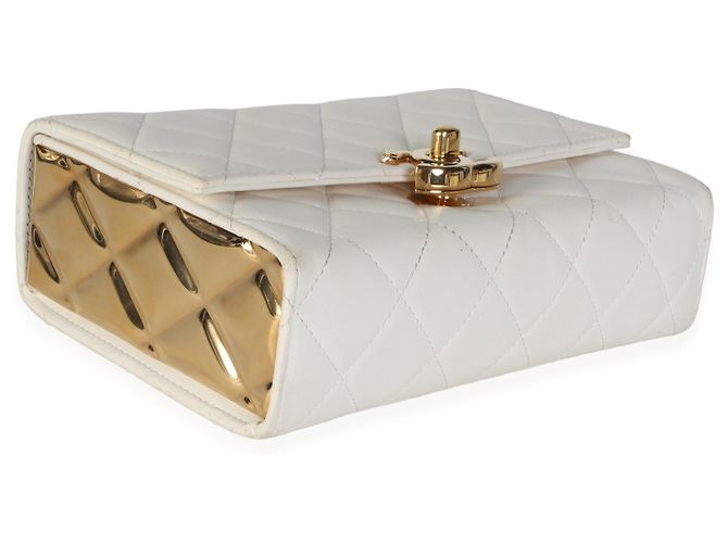 Bolsa de aba Mini Golden Plate em pele de cordeiro acolchoada branca Chanel - vista 7