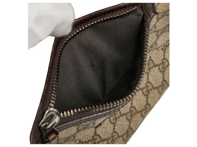 Borsa a tracolla Gucci GG Supreme in pelle beige - vista 15