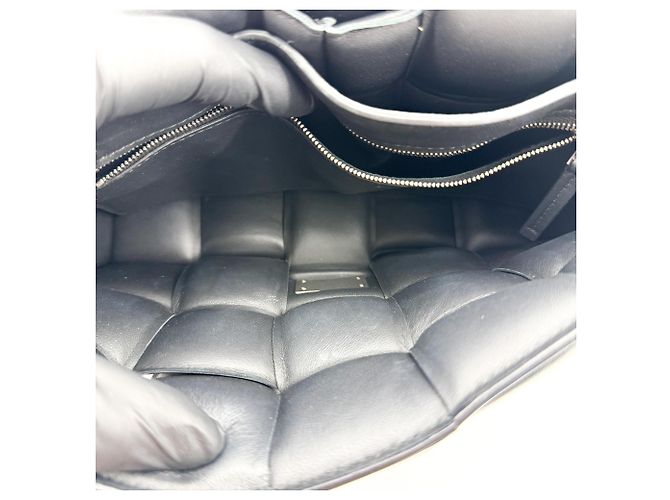 Bottega Veneta Cassette Padded Maxi Intrecciato Leather Small - vista 5