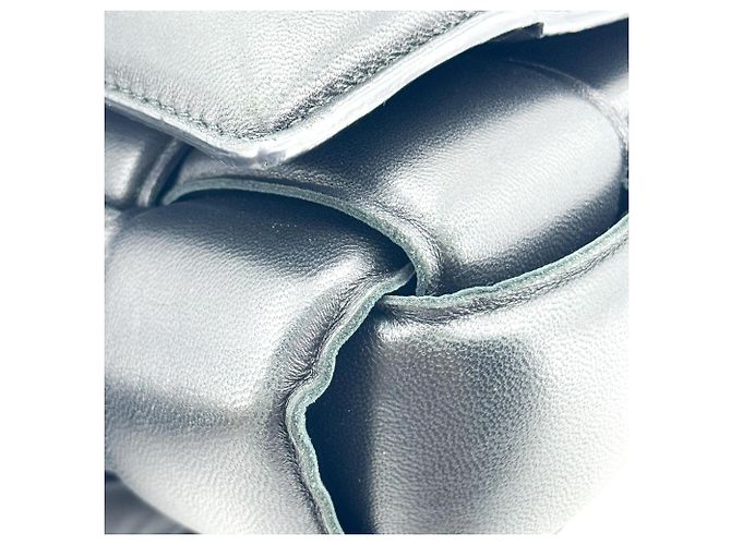 Bottega Veneta Cassette Padded Maxi Intrecciato Leather Small - vista 7
