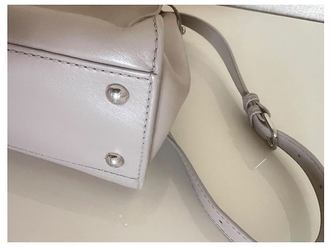 Fendi Peekaboo Borsa Top Handle in pelle Taupe - vista 5