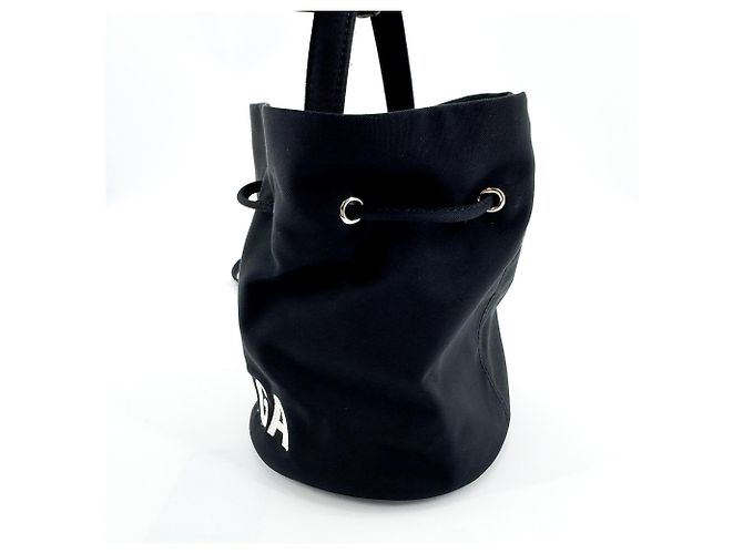 Balenciaga Wheel Drawstring Bucket Nylon XS - vista 3