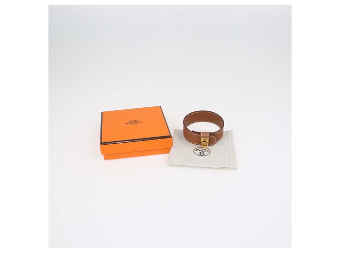 Hermès Bracciale Hermes Kelly Twist in pelle Swift Gold T3 - vista 7