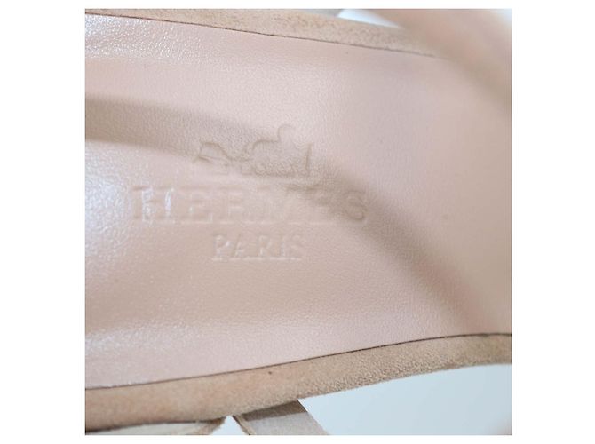 Hermès Sandali con cinturino alla caviglia Hermes Magic 105 in camoscio Beige Perlino - vista 6