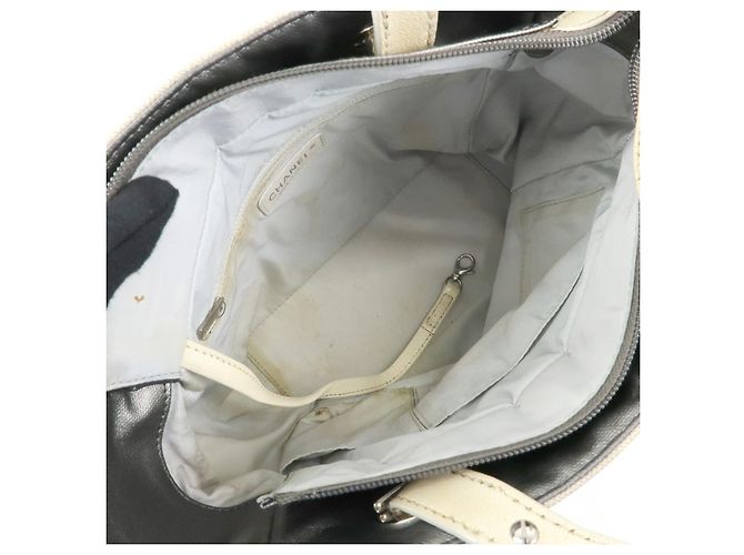 Chanel Biarritz Quilted Coated Canvas Small - vista 5