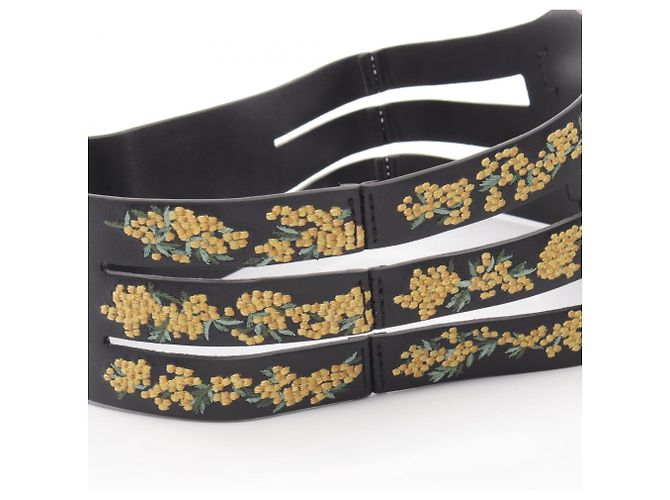 Christian Dior Ledergürtel mit Blumenstickerei - Ansicht 5