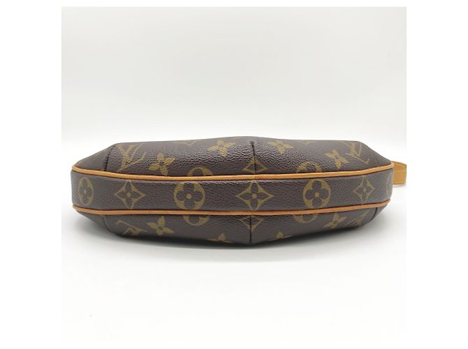 Borsa a tracolla Louis Vuitton Croissant Monogram - vista 3