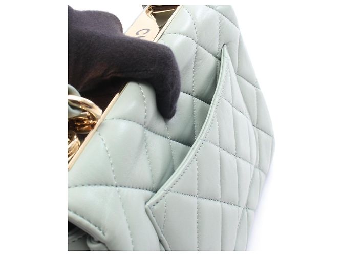 Borsa a tracolla Chanel Trendy CC in pelle verde - vista 7