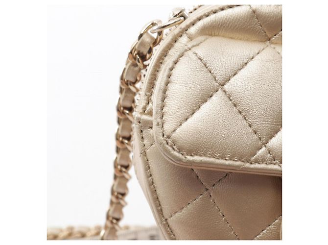 Borsa a pochette Chanel Heart Chain - vista 11