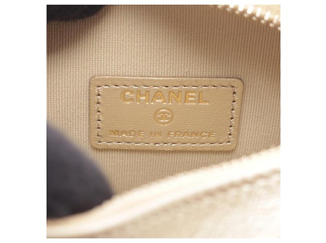 Borsa a pochette Chanel Heart Chain - vista 4