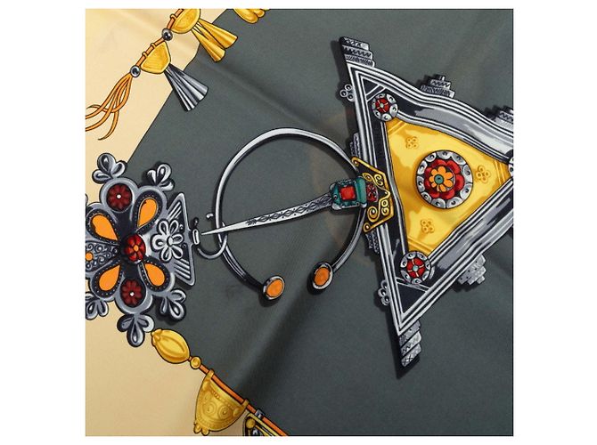 Hermès Hermes Carre 90 Parures des Sables Seidentuch - Ansicht 8