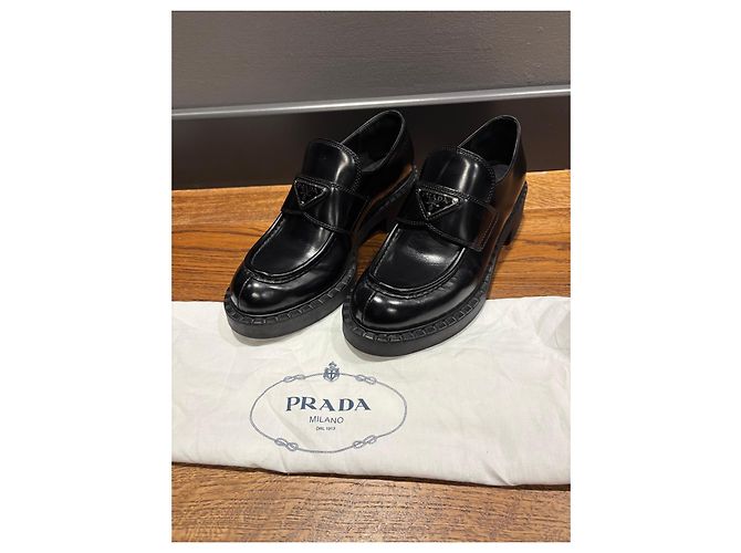 Mocassini Prada Chocolate in pelle nera con suola chunky - vista 7