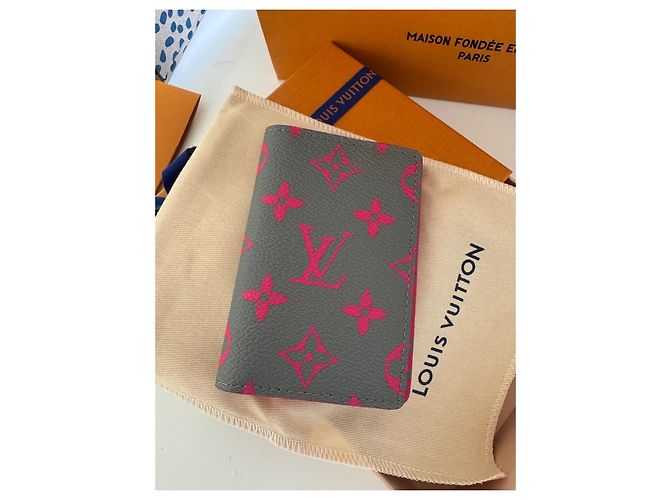 Louis Vuitton Monogram Card Holder - Pink & Grey Leather - view 7