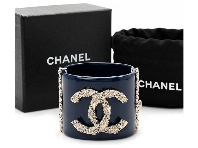Bracciale Rigido Chanel 13P in Lucite Blu Navy e Cristalli - vista 2