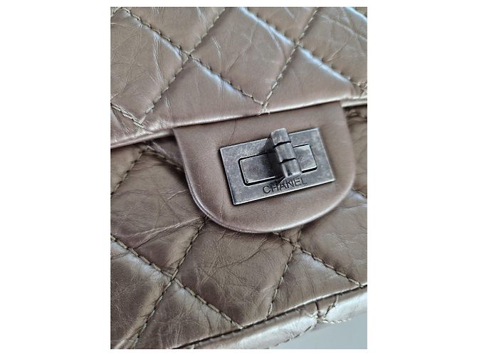 Chanel 2.55 Borsa a Patta in Pelle Matelassé Beige - vista 2