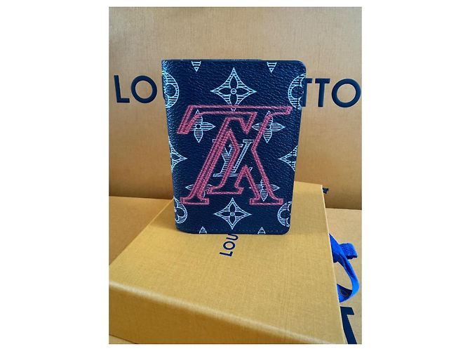 Louis Vuitton Monogram Canvas Upside Down Card Holder - view 2