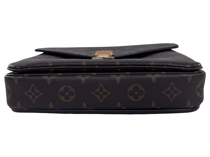 Louis Vuitton Pochette Métis Monogram Canvas - vista 11