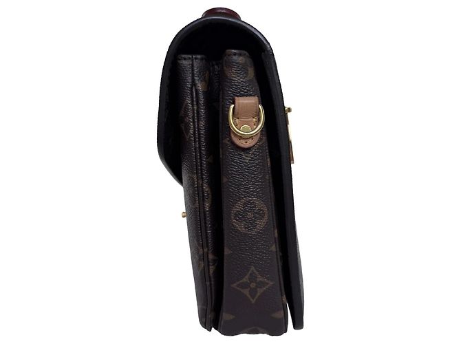 Louis Vuitton Pochette Métis Monogram Canvas - vista 9