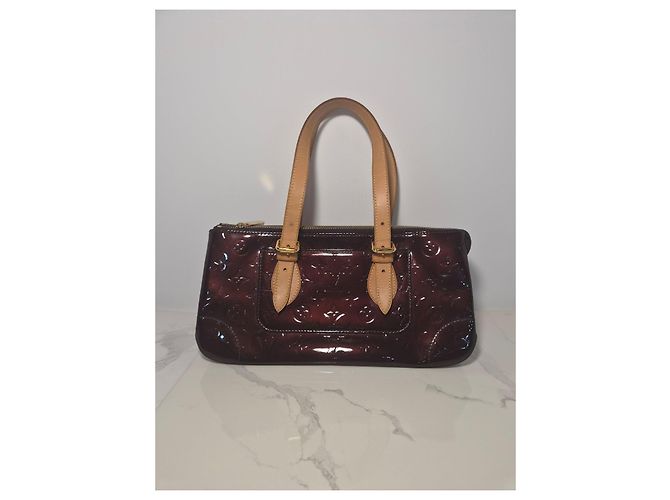 Louis Vuitton Monogram Vernis Rosewood Bordeaux - vista 2