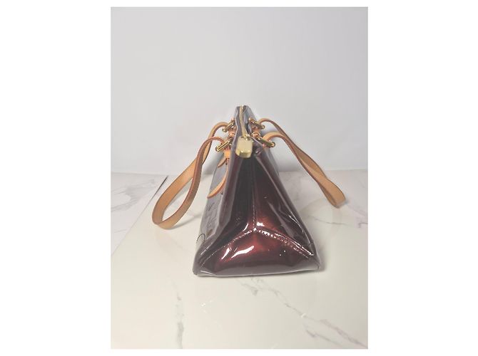 Louis Vuitton Monogram Vernis Rosewood Bordeaux - vista 4
