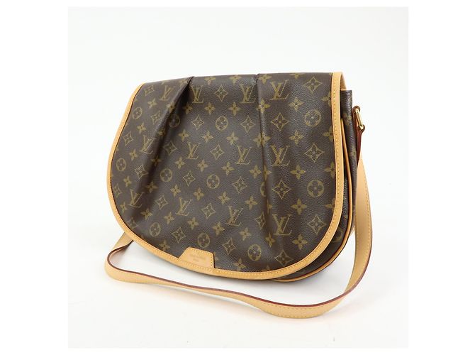 Louis Vuitton Menilmontant Monogram Canvas MM - vista 3