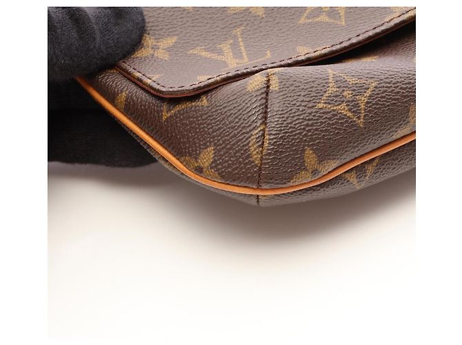 Borsa a tracolla Louis Vuitton Musette Tango con tracolla corta - vista 6