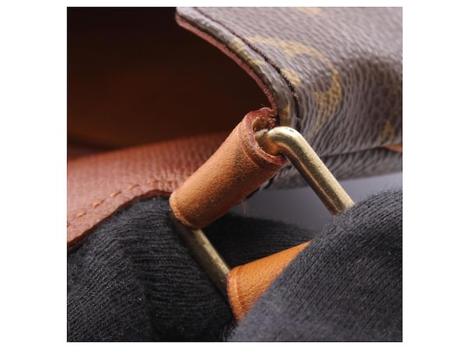Borsa a tracolla Louis Vuitton Musette Tango con tracolla corta - vista 6