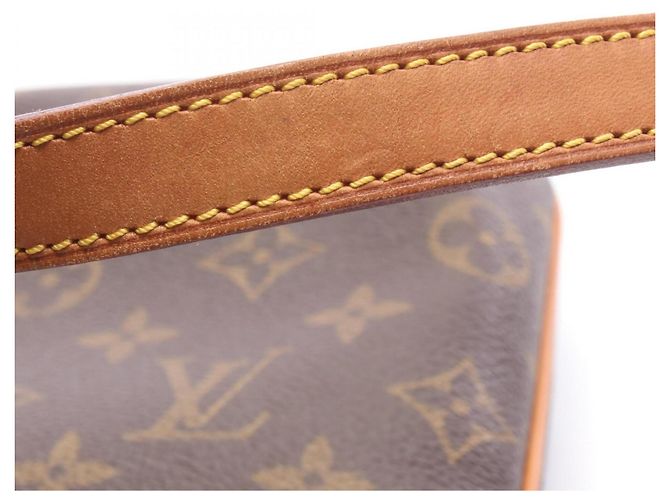 Borsa a tracolla Louis Vuitton Musette Tango con tracolla corta - vista 9