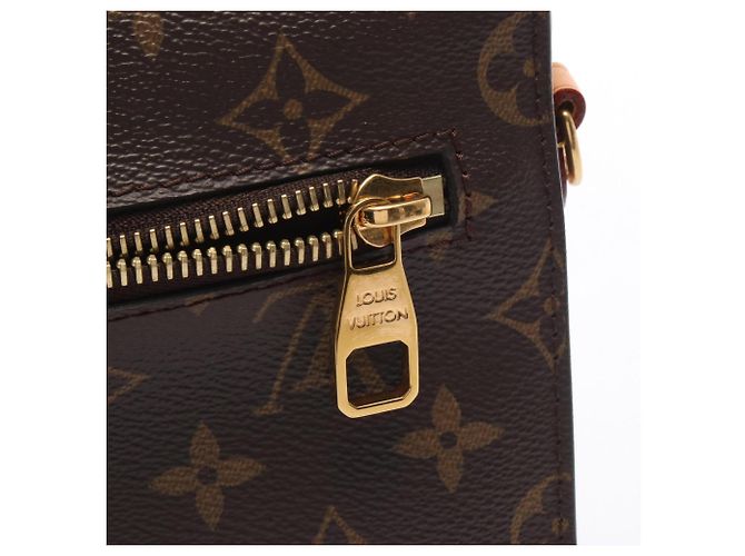 Borsa Louis Vuitton Pochette Metis MM - vista 10