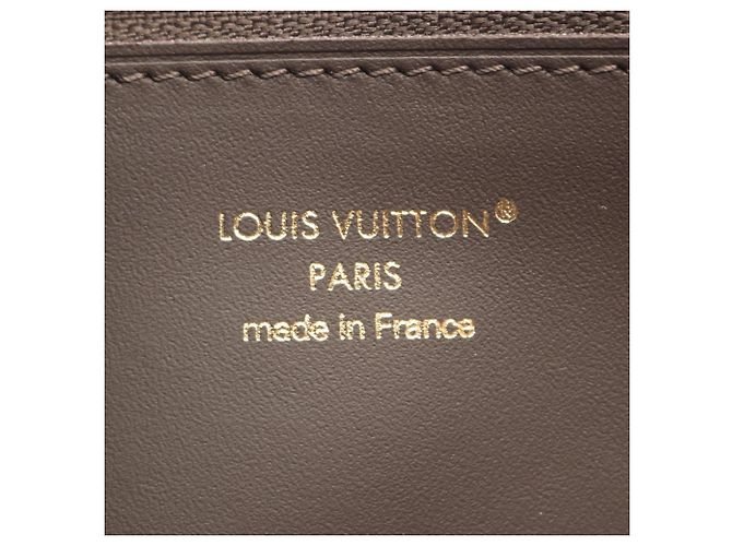 Louis Vuitton Portefeuille Capucines Bi-fold Long Wallet - vista 4