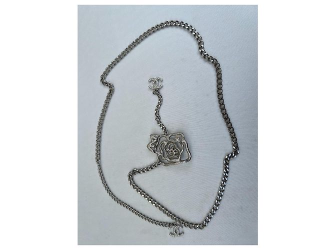 Chanel Camélia Gürtel aus silbernem Metall - Ansicht 6