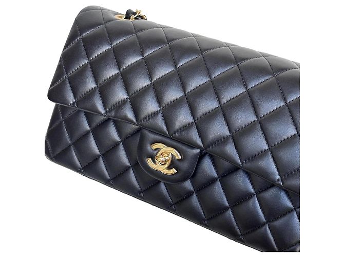 Borsa Chanel Classic Double Flap Medium Pelle Agnello Nera - vista 14