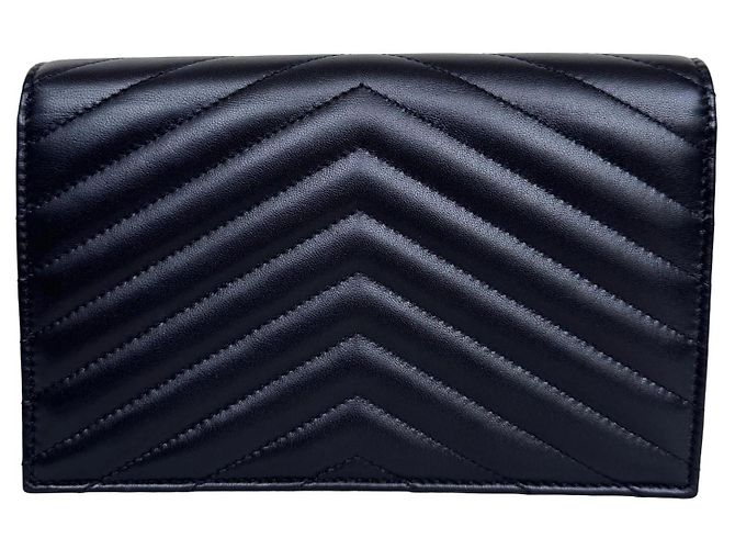 Autre Marque Saint Laurent Cassandre Envelope Wallet on Chain - vista 14