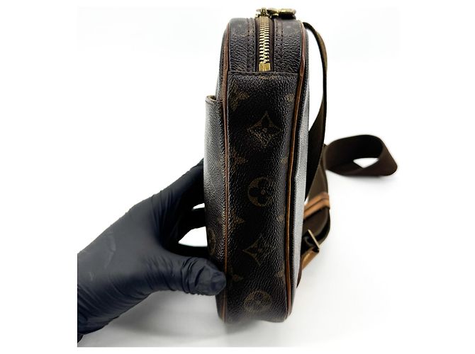 Louis Vuitton Pochette Gange Monogram Canvas - vista 4