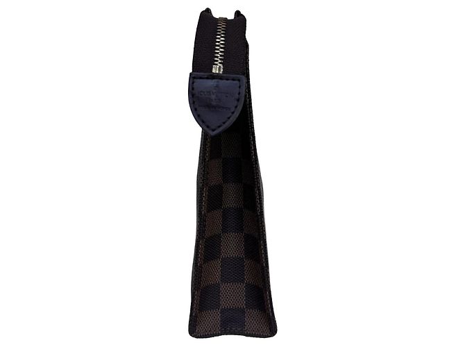 Neceser Louis Vuitton Toiletry 26 Damier Ebene - vista 10
