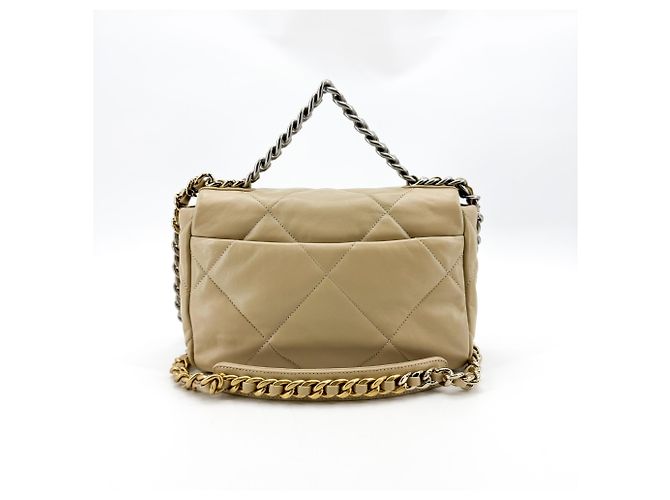 Chanel 19 Flap Quilted Leather Medium - vista 2