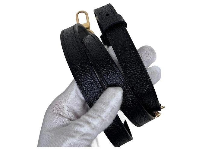 Louis Vuitton Pochette Métis Pelle Empreinte Noir - vista 11