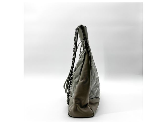 Chanel 31 Shopping Quilted Calfskin Large - vista 4